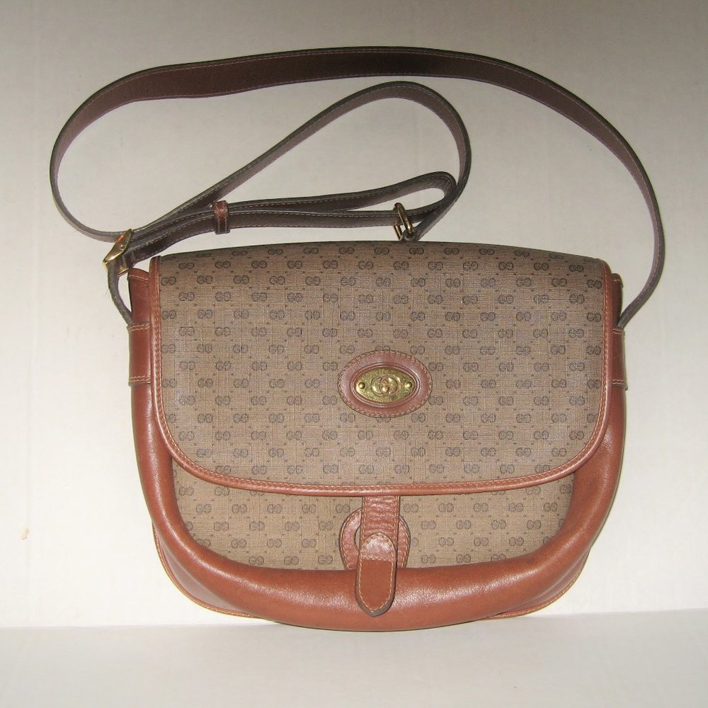 ❤️GUCCI Micro G Logo Print Brown Flap Crossbody Purse